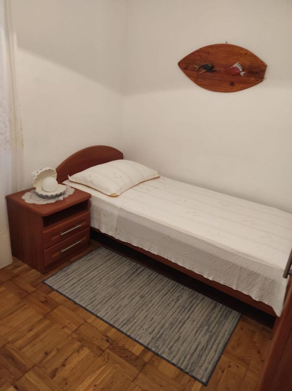 Apartment Tenara Vis Ngoại thất bức ảnh